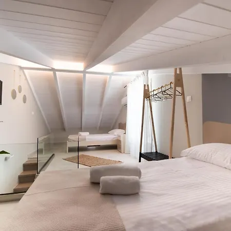 Апартаменты Bianco Stylish Maisonette
