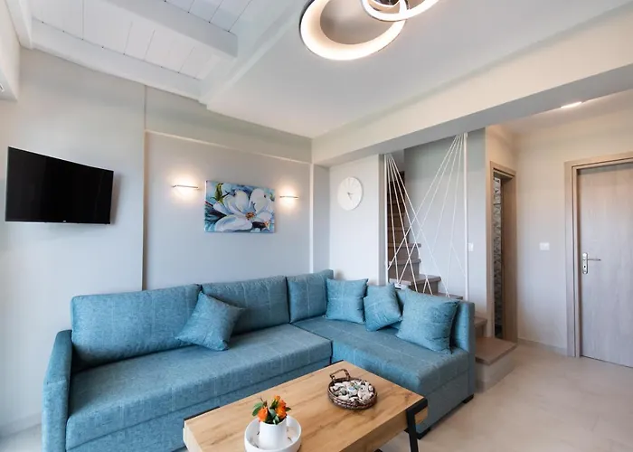 Bianco Stylish Maisonette Апартаменты